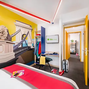 Ibis Styles Citywest 3*, Budapest Hungría